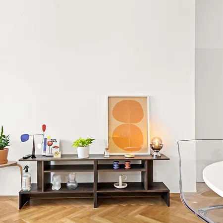 1 Station Smart Tv, 55m2